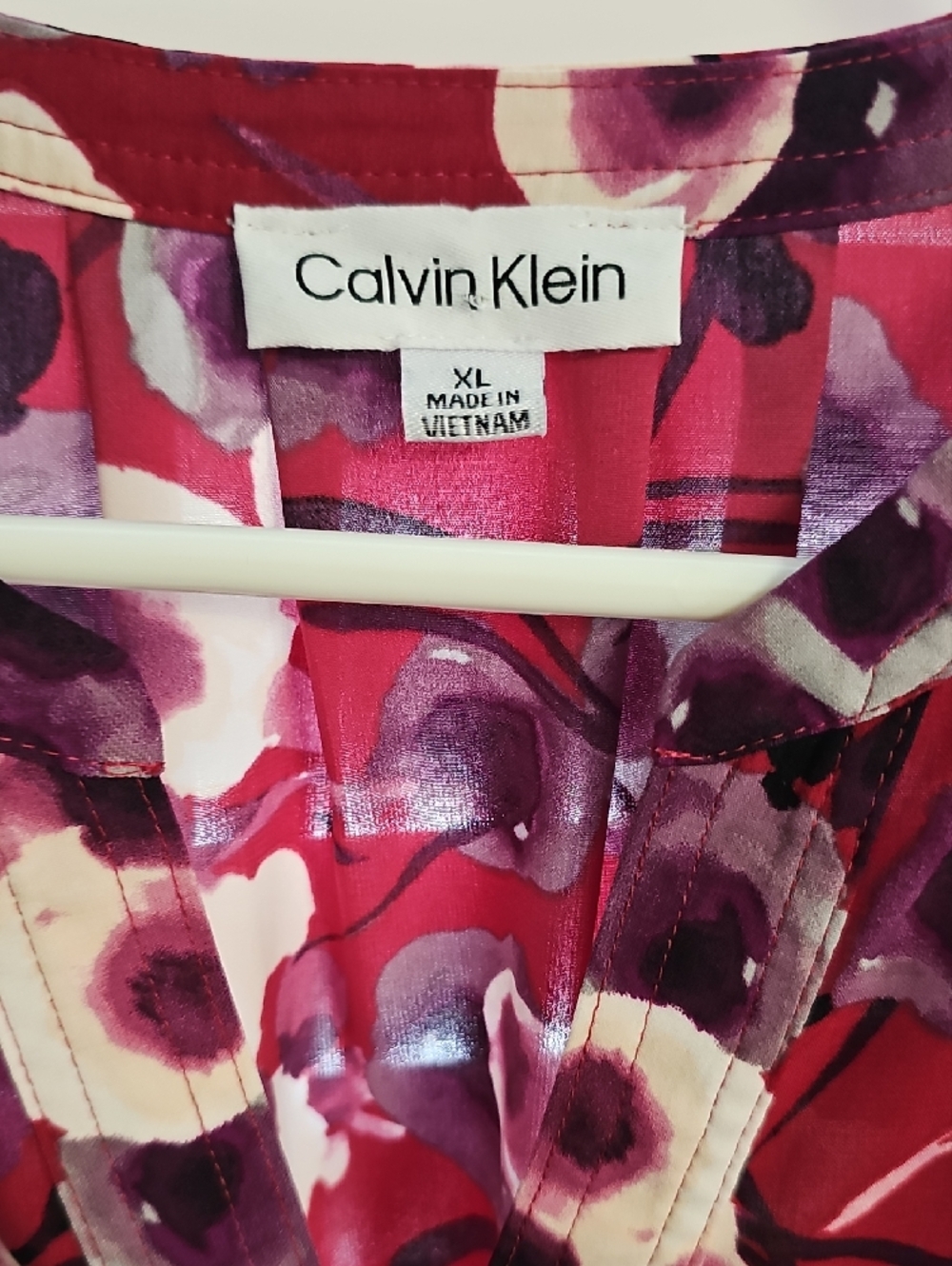 Calvin Klein Pink & Purple Floral Flutter Sleeve Blouse - Picture 2 of 9